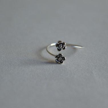Flower Sterling Silver Ring, Two Tiny Black Silver..