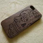 Skull iPhone 6 case, Wood iPhone 6 Plus case, Wood iPhone 6 cover, floral skull, cool, laser engraving, real wood, wood iPhone case