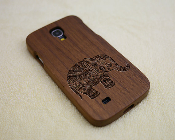 Elephant Phone Case, Wood Samsung Galaxy S4 Case, Wooden Galaxy S4, Natural Wood Case, Elephant, Laser Engraving, Real Wood, Walnut